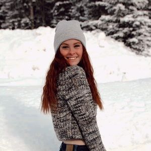 Meet your Posher, Olivia